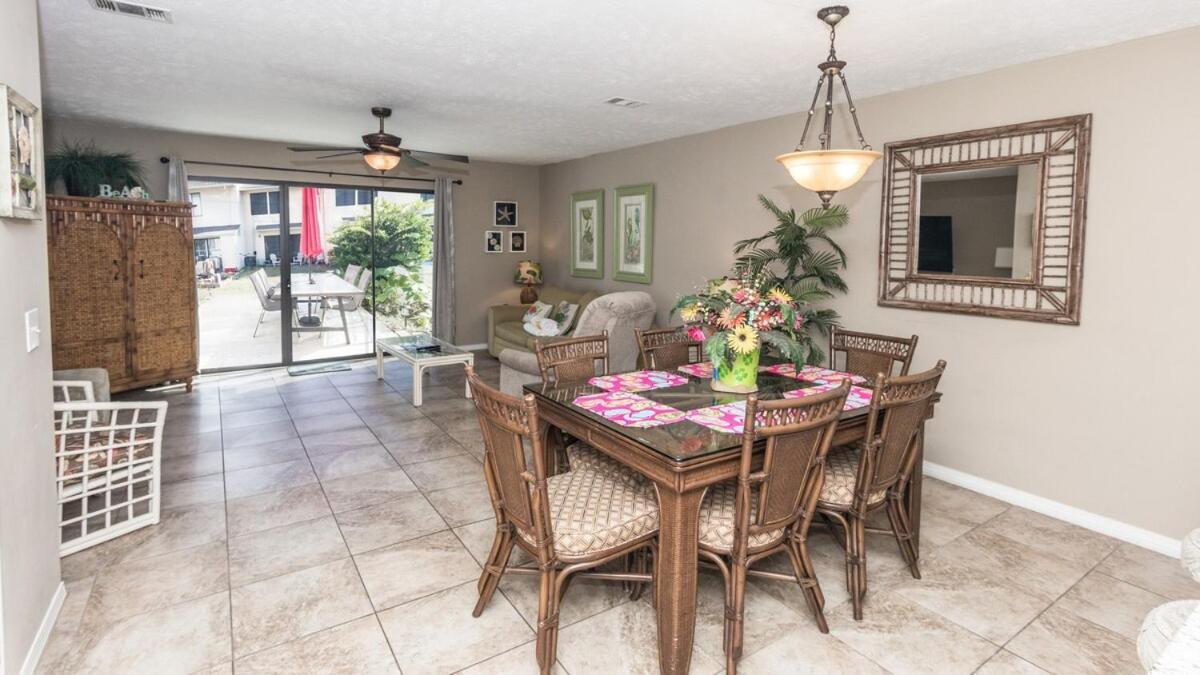 2 Bd 2 And Half Ba Two Story Haven Pet Friendly With Golf Cart * Panama City Beach
